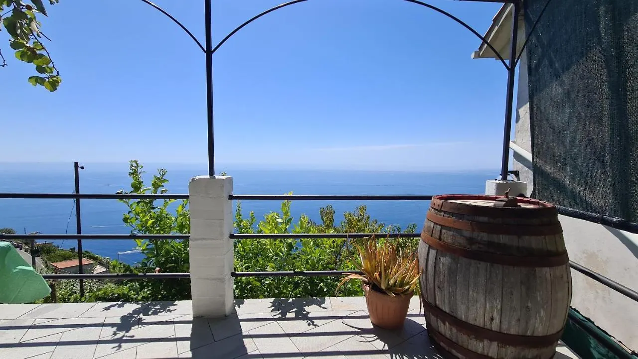 Sunset - Homy 5 Terre Retreat Apartment Biassa 0*,  Italy